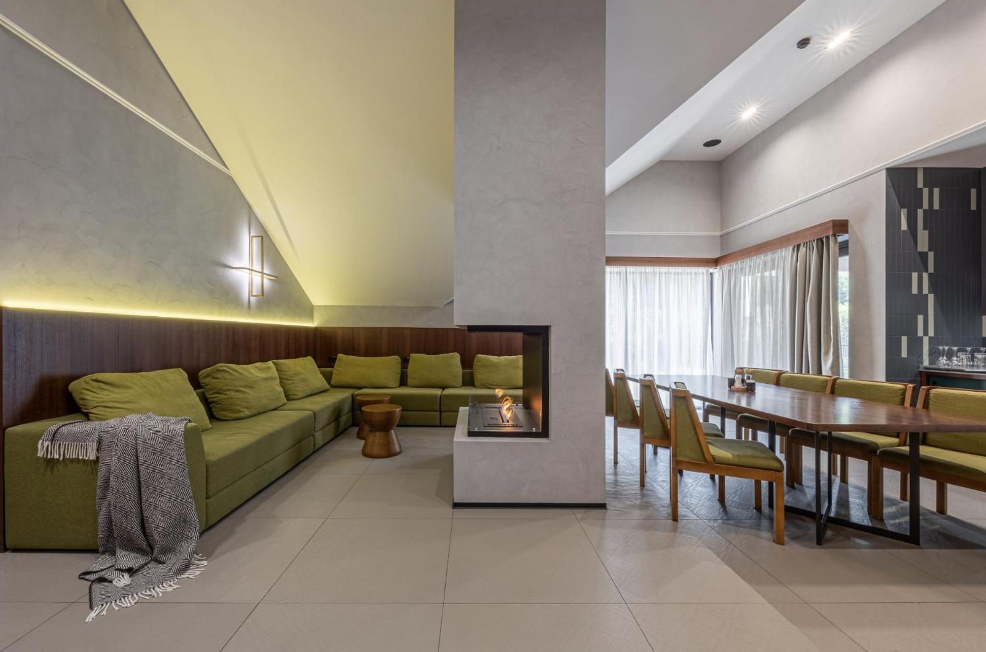 Ribas Karpaty Hotel บูโคเวล ภายนอก รูปภาพ